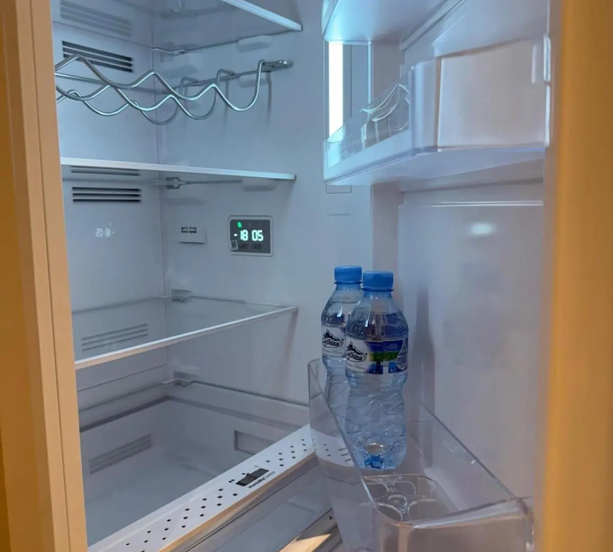 Apartment Stay Inn Lake View B, Tirana, Albania