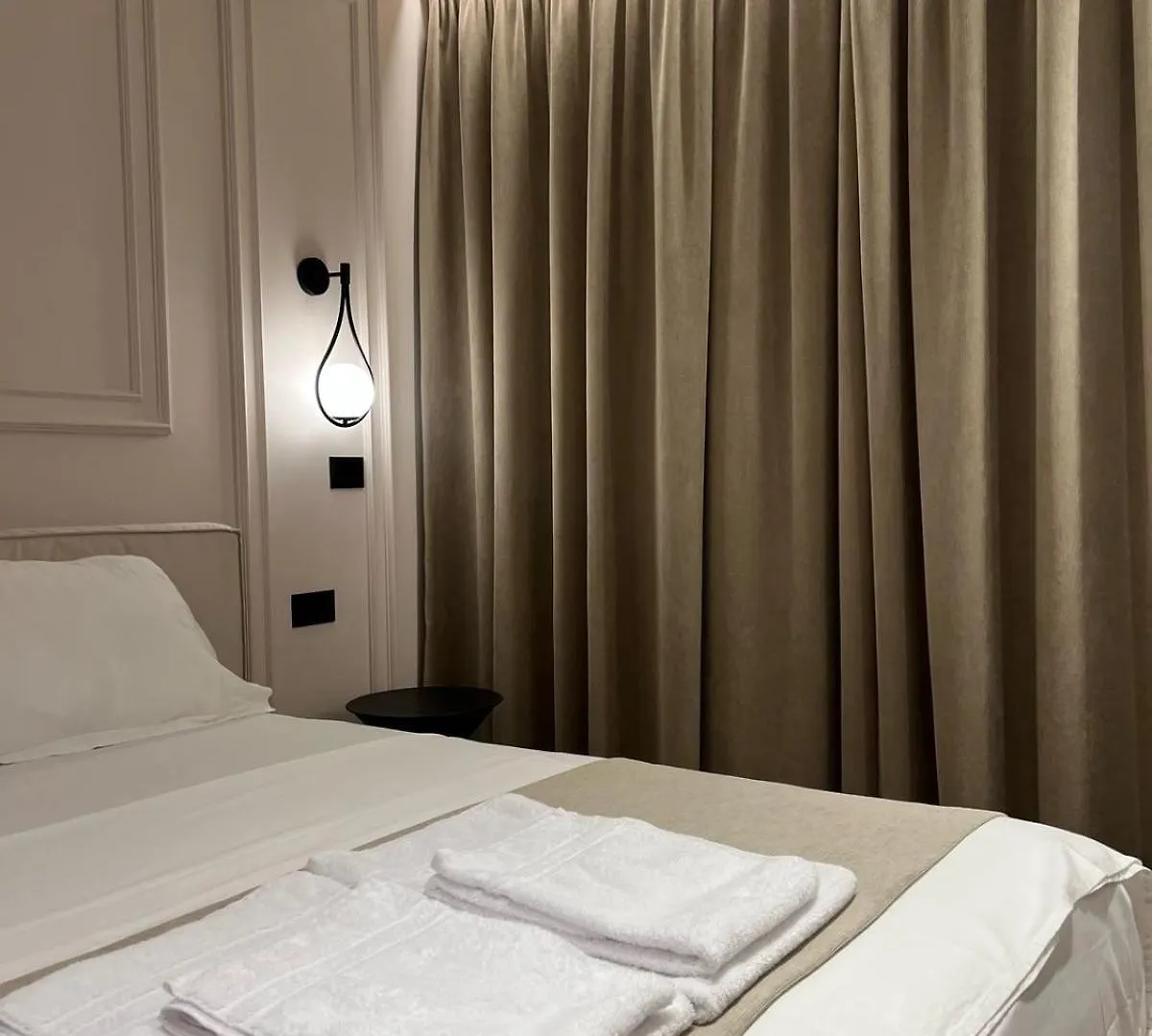 Apartment Stay Inn Lake View B, Tirana, Albania