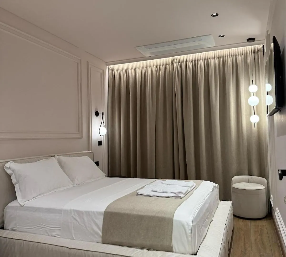 Stay Inn Lake View B, Tirana, Albania